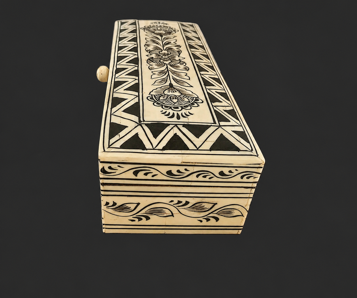 Hand-Painted Bone Box, Floral & Zigzag Design, Rectangular Keepsake Box (25 x 9 x 5.5 cm)