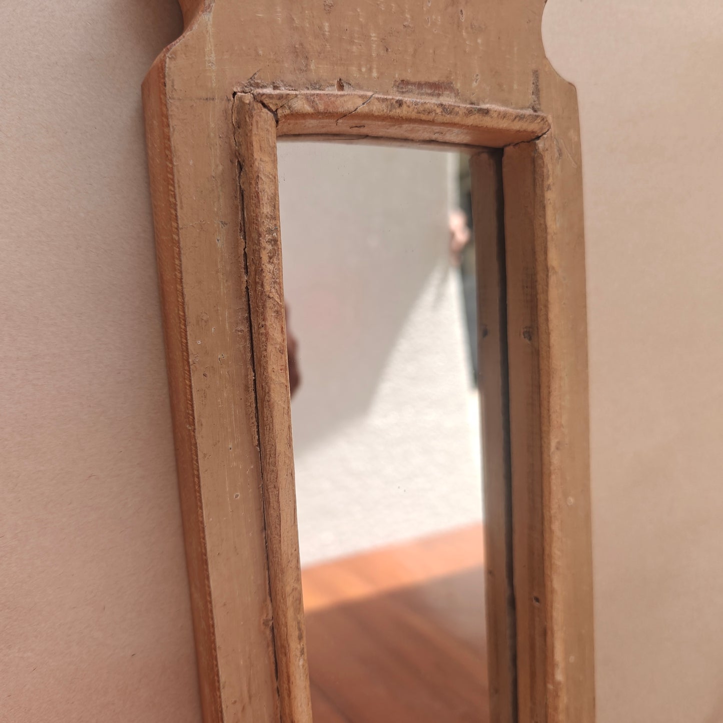 Vintage Beige Jharokha Wooden Wall Mirror | Moroccan Style Distressed Frame | Gujarat & Rajasthan