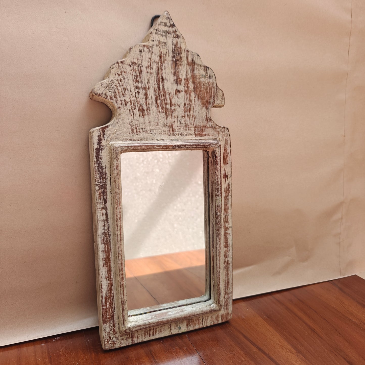 Vintage Crown-Top Mirror Frame 33.5 x 15 x 2.5 cm Distressed White