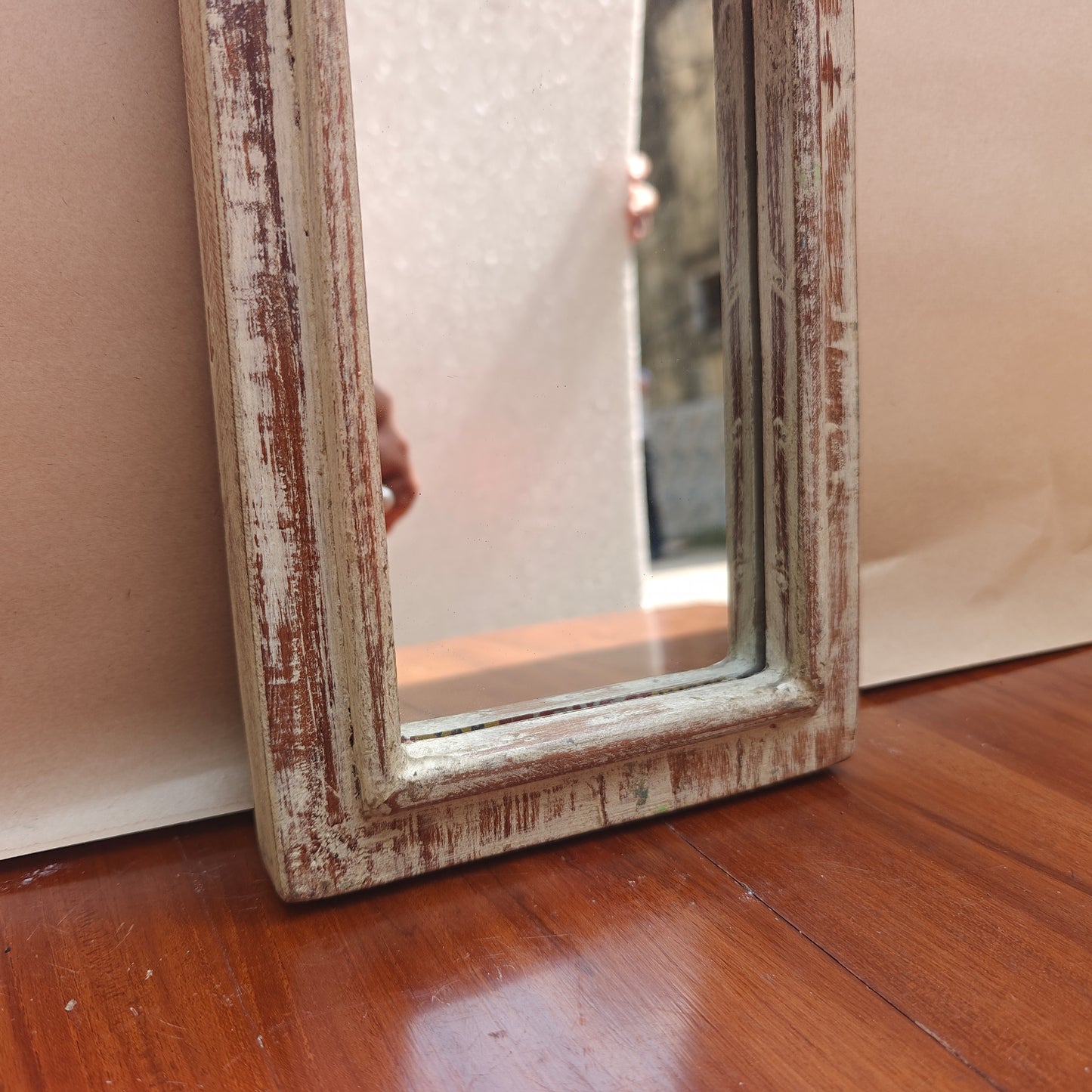 Vintage Crown-Top Mirror Frame 33.5 x 15 x 2.5 cm Distressed White