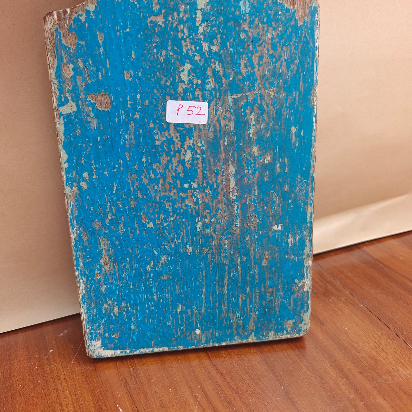 Vintage Distressed White Crown-Top Mirror, 33.5 x 16 cm