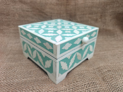 Bone Inlay Decorative Box – Turquoise Geometric Mosaic, 15x15x7.5 cm