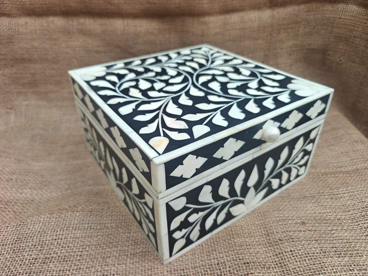 Bone Inlay Decorative Box – Black & White Floral Vine Pattern, 22.5x22.5x12.5 cm