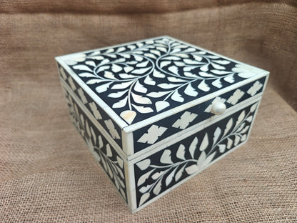 Bone Inlay Decorative Box – Black & White Floral Vine Pattern, 22.5x22.5x12.5 cm