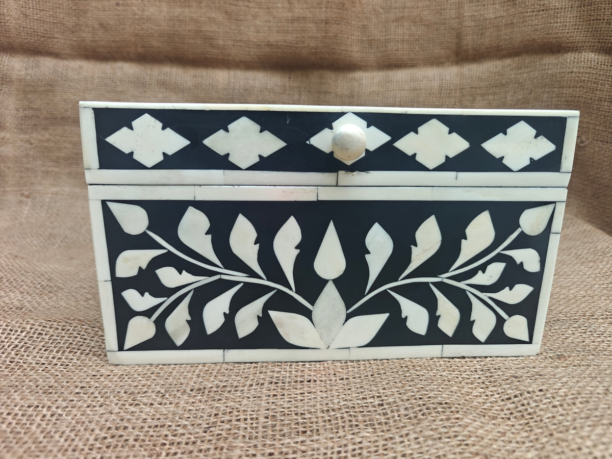 Bone Inlay Decorative Box – Black & White Floral Vine Pattern, 22.5x22.5x12.5 cm