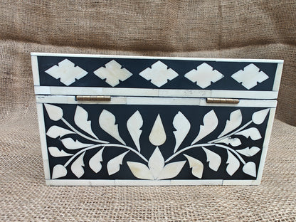 Bone Inlay Decorative Box – Black & White Floral Vine Pattern, 22.5x22.5x12.5 cm