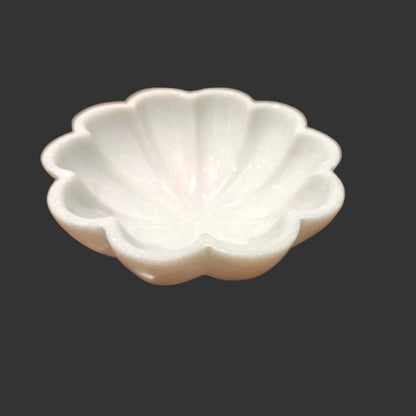 White marble flower bowl side view wavy scalloped edge design