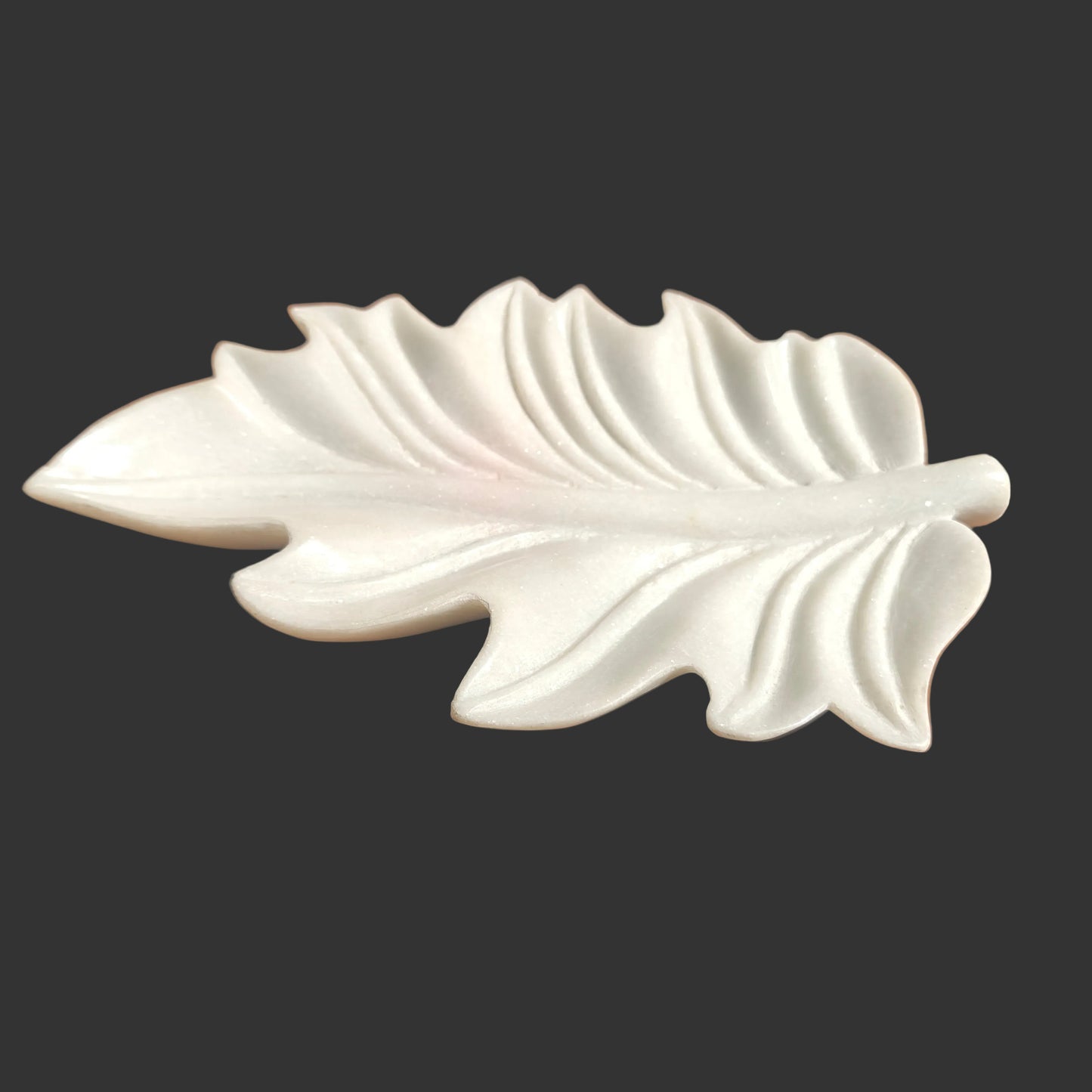 White marble leaf tray close up hand-carved vein detail Rajasthan