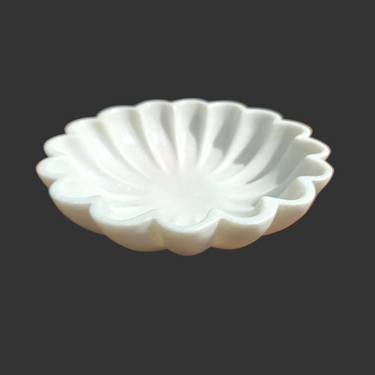 White marble shell bowl small side view scalloped petal design